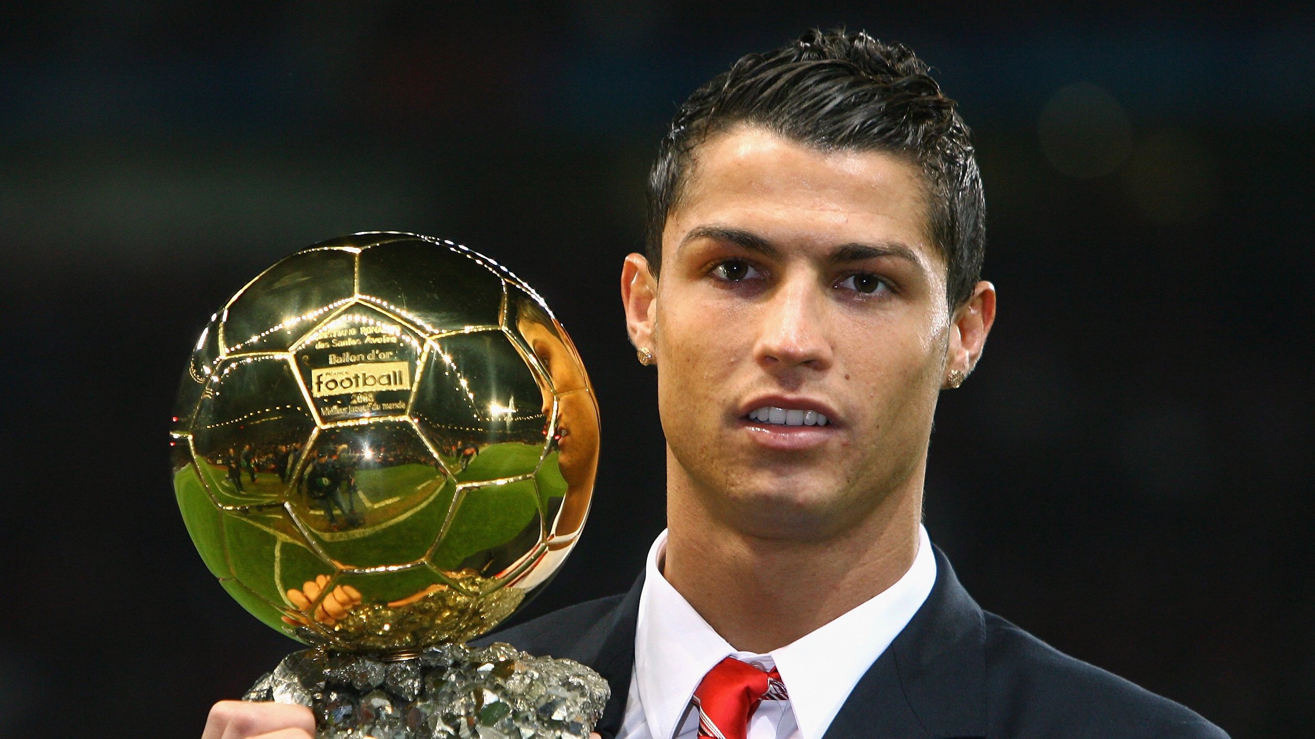 铁血马竞掀翻非洲雄狮，斯通斯化身关键先生