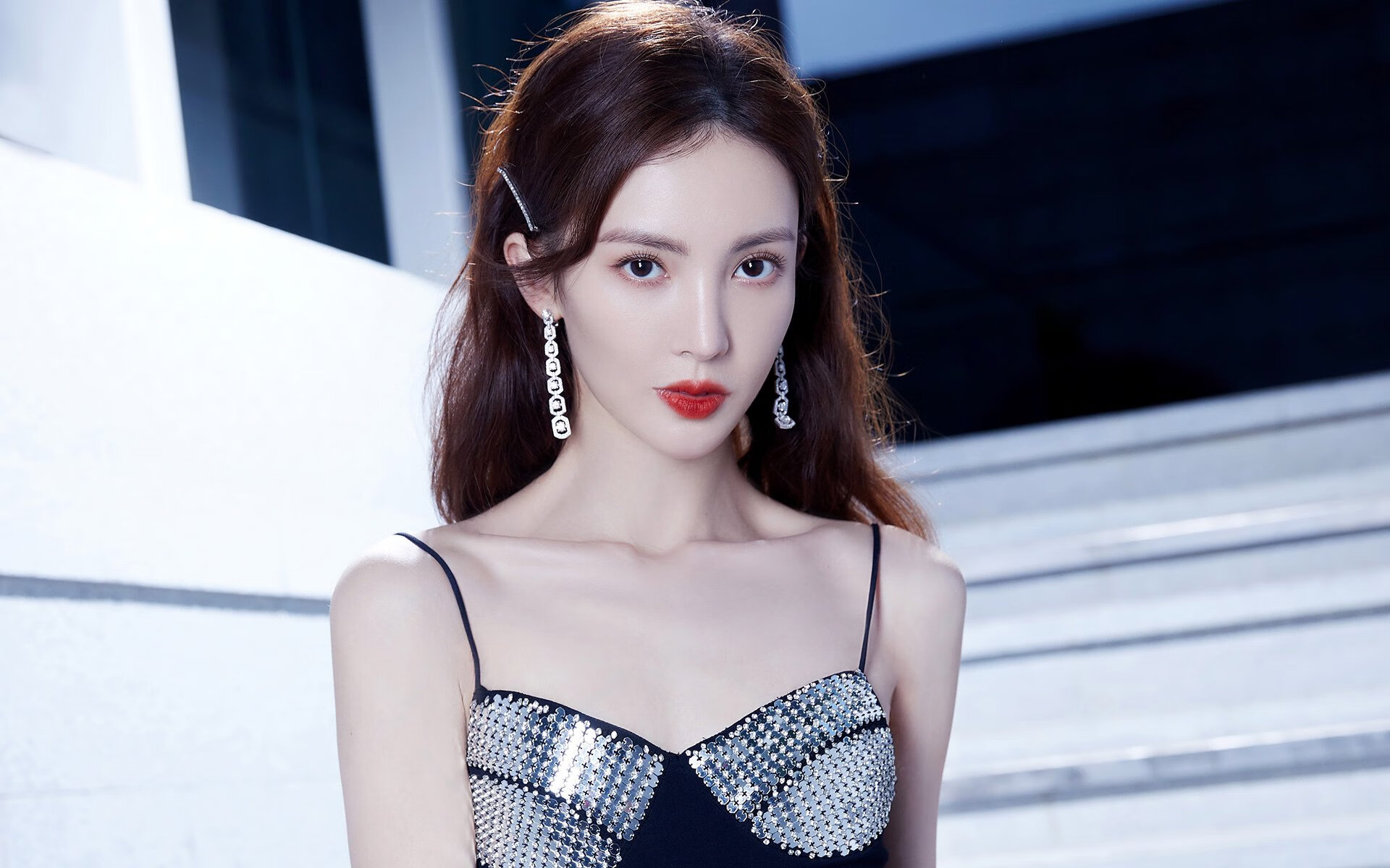 末节惊雷！拉梅洛·鲍尔连飙19分率活塞逆转上海